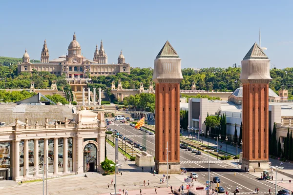 Placa Espanya em Barcelona e Palácio Nacional Fotos De Bancos De Imagens