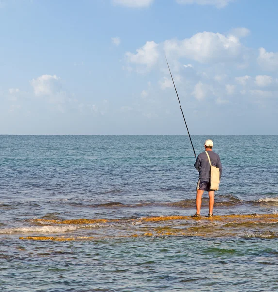 Fisher en el mar — Foto de Stock
