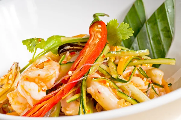 Frutos do mar frescos salada tailandesa — Fotografia de Stock