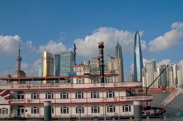 Shanghai pudong vy från puxi — Stockfoto