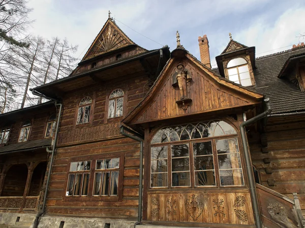 Tradycyjne polskie drewniane chaty z Zakopanego — Zdjęcie stockowe