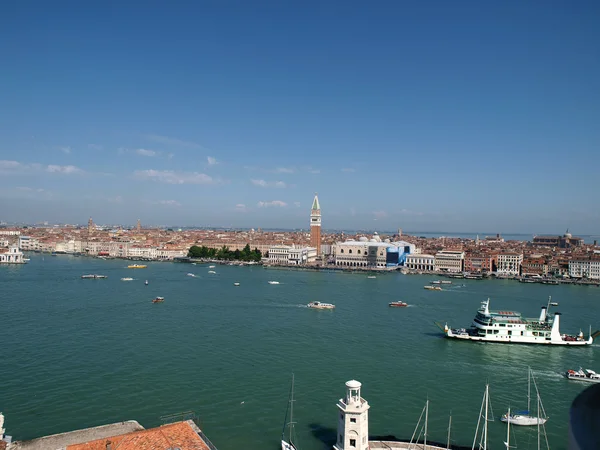 Venedig - Blick vom Turm der Kirche San Giorgio Magiore — Stockfoto
