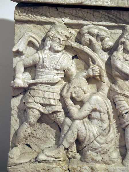 Etrüsk cinerary urn savaşçılar detay — Stok fotoğraf