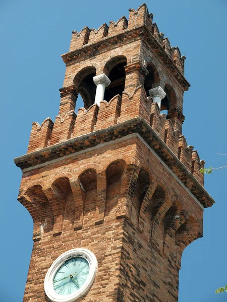 De klokkentoren van san giacomo, eiland murano — Stockfoto