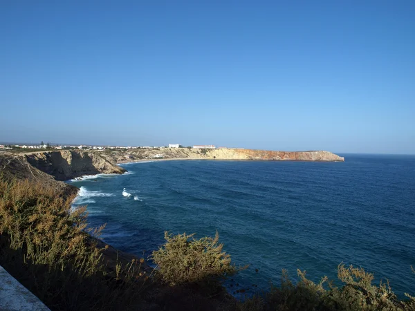 Rannikko Sagres Pointin lähellä Portugalissa — kuvapankkivalokuva
