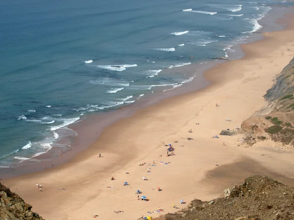 Praia vila bispo, algarve yakınındaki cordoama yapmak — Stok fotoğraf