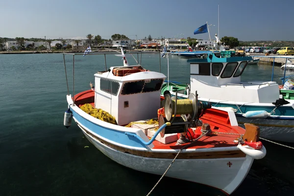 Barcos de pesca no porto de Kos — Fotografia de Stock