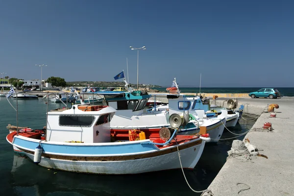 Barcos de pesca no porto de Kos — Fotografia de Stock