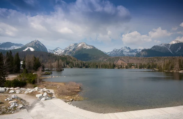 Jezioro Strbske pleso — Zdjęcie stockowe