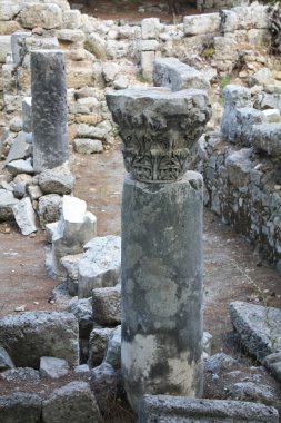 Phaselis şehir, antik sütun. 7. yüzyıl M.Ö. Türkiye