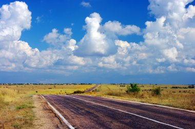 kırsal yol çarpılar sarılar alanları