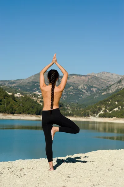Yoga am frühen Morgen — Stockfoto