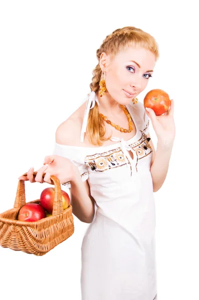 赤いリンゴを持つ女性 — ストック写真