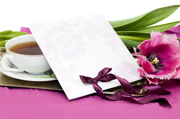 Violett gratulationskort — Stockfoto