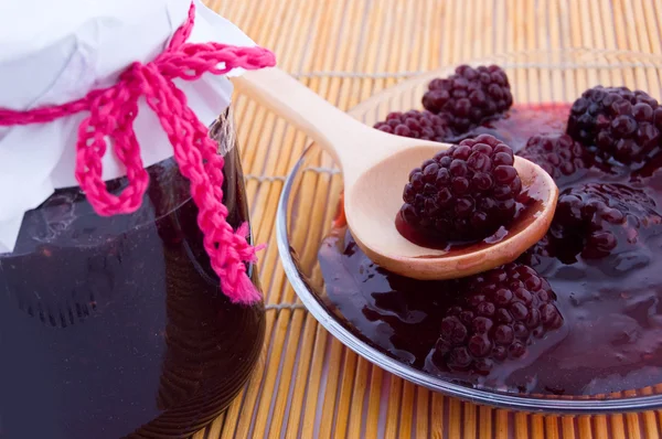 Blackberry jam — стоковое фото