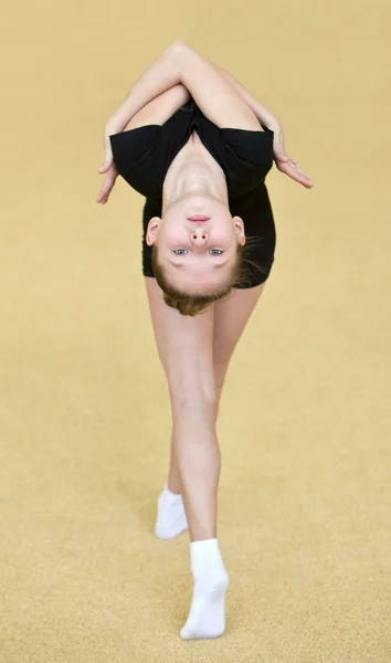 Unga gymnasten — Stockfoto
