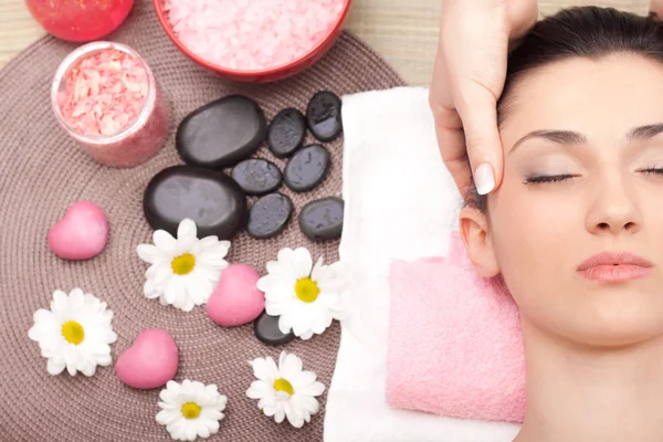 Centro de spa, massagem cosmética — Fotografia de Stock