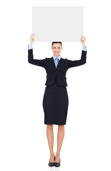 Geschäftsfrau mit leerer Plakatwand über dem Kopf — Stockfoto