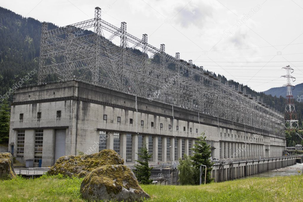 Historic Bonneville Lock and Dam Powerhouse