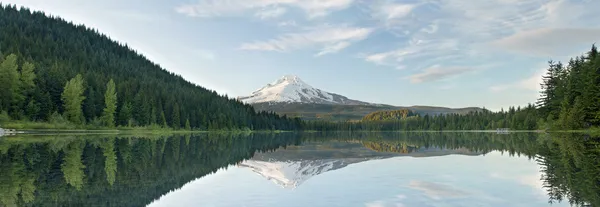 Mount hood van trillium lake panorama — Stockfoto