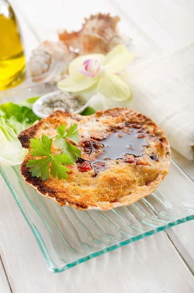 Capesante au gratin con aceto balsamico — Foto Stock