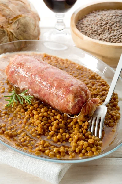 Salsicha com lentilhas — Fotografia de Stock