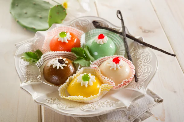 Разнообразие кассата сицилийский десерт — стоковое фото
