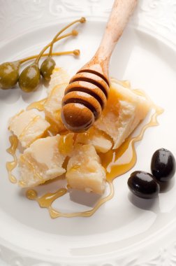 meze parma peynir ve bal