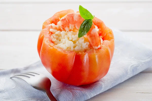 Open tomato with couscous and shrimp — Stock Photo, Image
