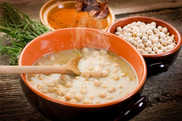 Ciecierzyca zupa na miski — Zdjęcie stockowe