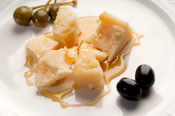 Antipasto parma formaggio e miele — Foto Stock