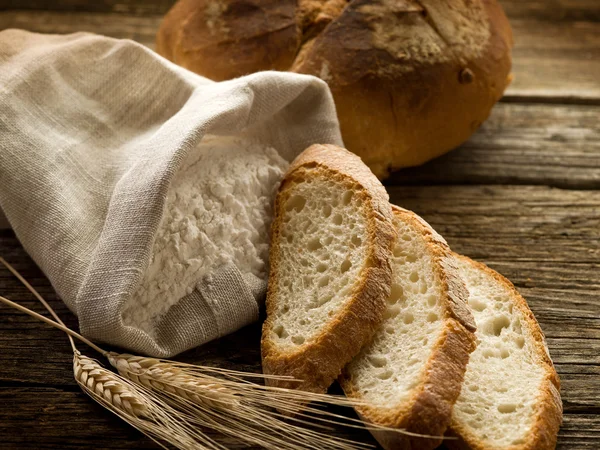 Brot Ohr und Mehlscheibe spighe e farina — Stockfoto