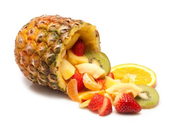 tropikal meyve salatası ananas dilimlenmiş