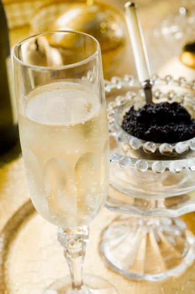 Kawior i szampan — Zdjęcie stockowe