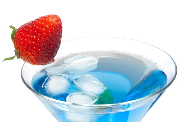 Cocktail au curaçao aux fraises — Photo