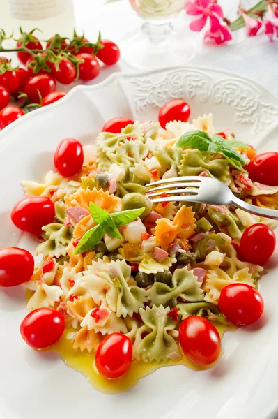 Cold pasta salad — Stock Photo, Image