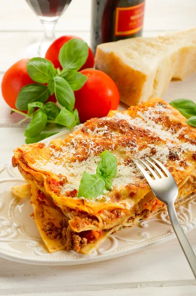 Italienische Lasagne mit Ragout — Stockfoto