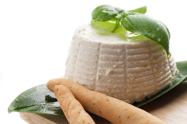 Ricotta typisk italiensk fersk ost – stockfoto
