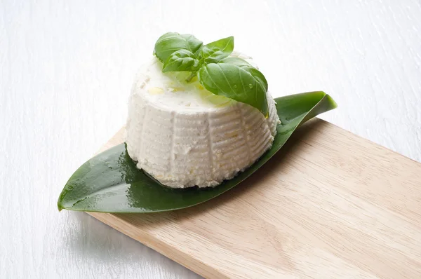 Ricota queijo fresco típico italiano — Fotografia de Stock