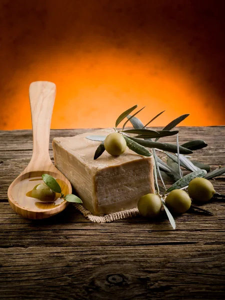 Ręcznie robione mydło z oliwy z oliwek — Zdjęcie stockowe