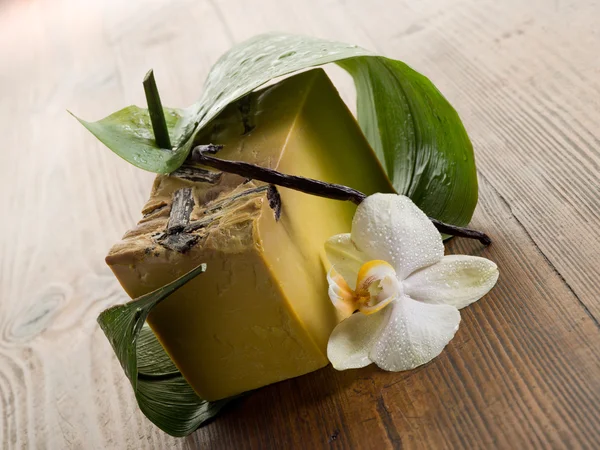 Savon naturel aromatique à la vanille maison — Photo