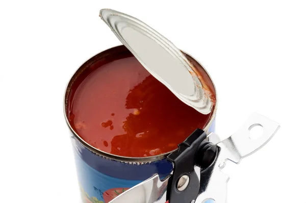 Консервированный томатный соус — стоковое фото