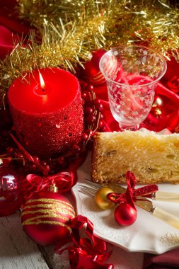 panettone geleneksel İtalyan Noel tatlısı