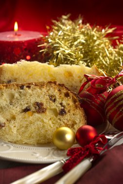 panettone geleneksel İtalyan Noel tatlısı