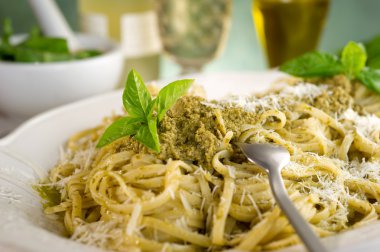 İtalyan pesto makarna