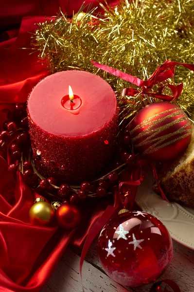 Piros karácsonyi dekorációk — Stock Fotó