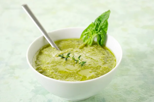 Zupa szpinakowa — Zdjęcie stockowe