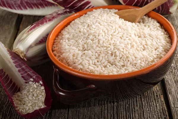Raw rice anch chicory — Stock Photo, Image