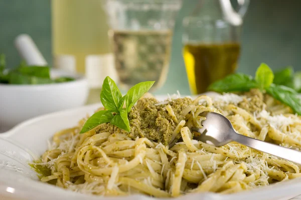Italiaanse pesto pasta — Stockfoto