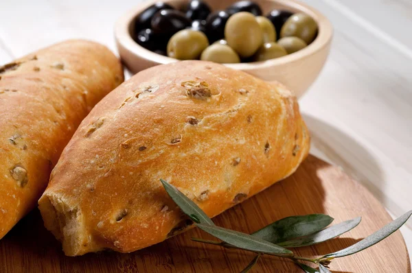 Olajbogyó, kenyér — Stock Fotó